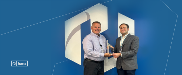 Hana-RFID_Receives_AIM_Allen_Gilligan_Award-1536x636